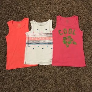 🎀 5x$25 🎀 BUNDLE 3 Tank Tops for Girl